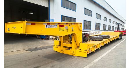 Tri Axle Gooseneck Lowboy Trailer Truck will be Sent to Guam