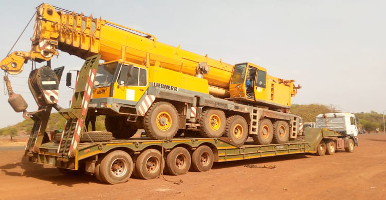 Lowboy Gooseneck Trailer | Folding Gooseneck Trailer for Sale in Guam