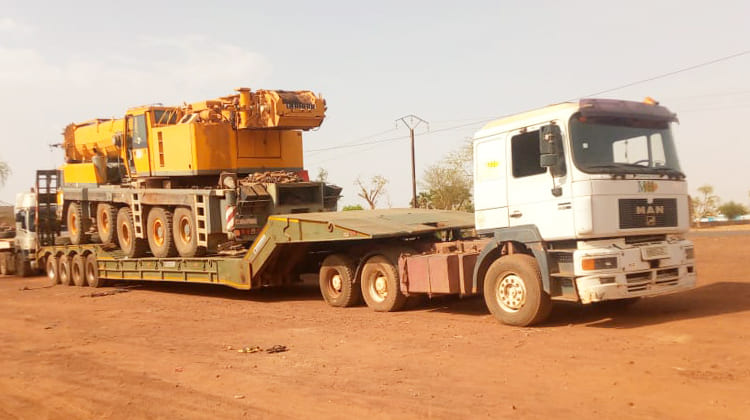 Lowboy Gooseneck Trailer | Folding Gooseneck Trailer for Sale in Guam