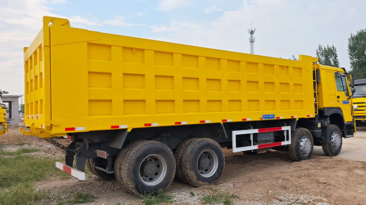 Pre Owned Trucks for Sale in Guam - Howo Dump Truck Price 