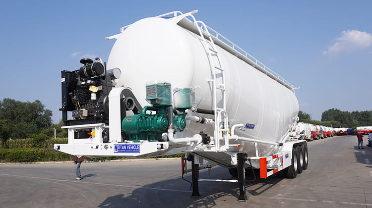 Tri Axle Cement Bulker Truck Trailer Carrier in Guam
