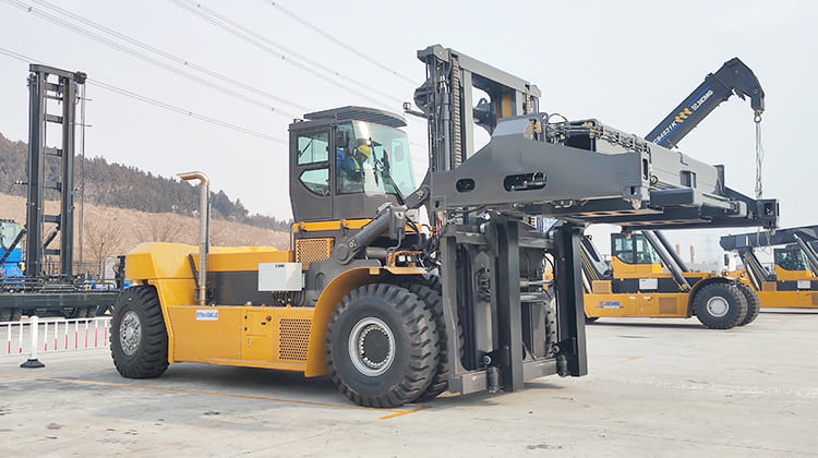 XCMG Electric Shipping Container Forklift Truck Price for Sale in Porto de Santos