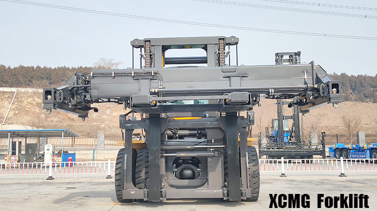 XCMG Electric Shipping Container Forklift Truck Price for Sale in Porto de Santos