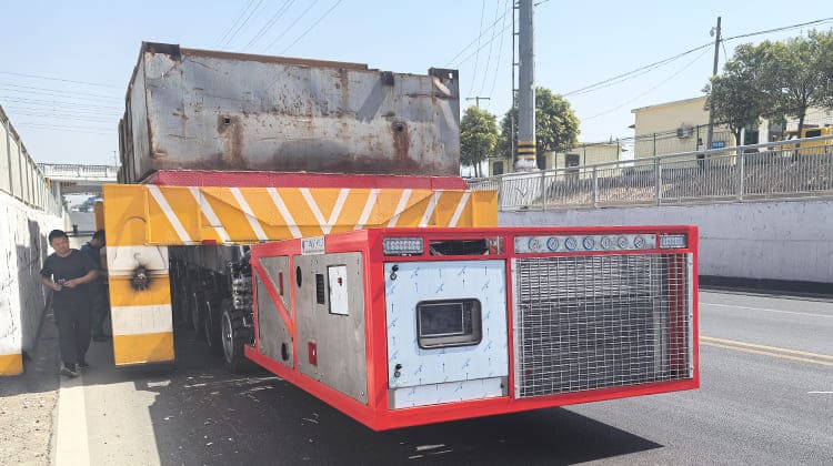 Self Propelled Modular Transporter SPMT Trailer Manufacturers for Sale in Indonesia