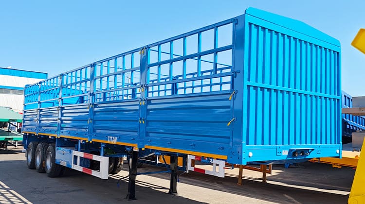 Tri Axle Trailer with Fence for Sale in Guam