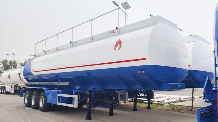 45000 Liters Oil Tanker Trailer for Sale in Guam
