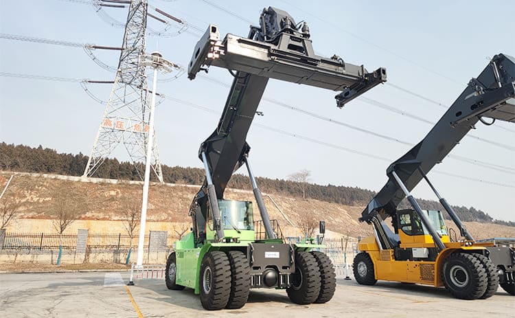 XCMG Reach Stacker Machine 45 Ton Price Manufacturers for Sale in Mexico