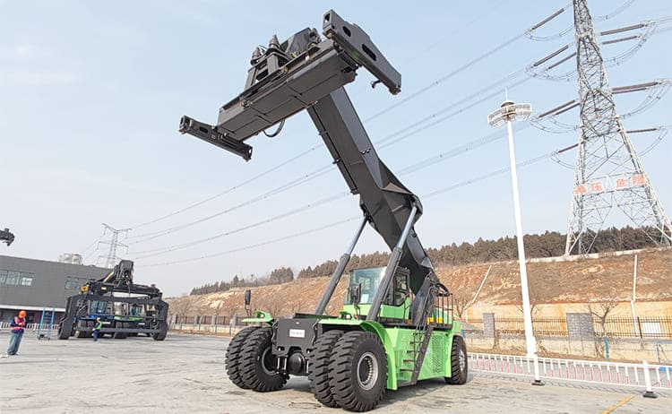 XCMG Reach Stacker Machine 45 Ton Price Manufacturers for Sale in Mexico