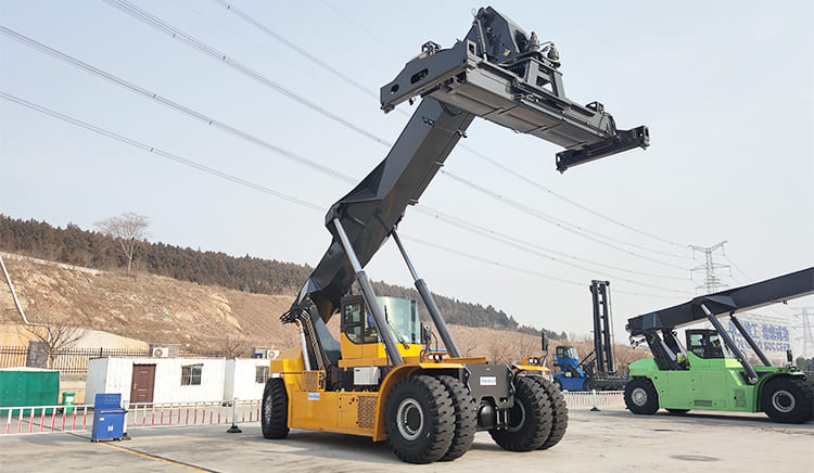 RS45 31CH Reach Stacker Truck | Electric Reachstackers in Mexico