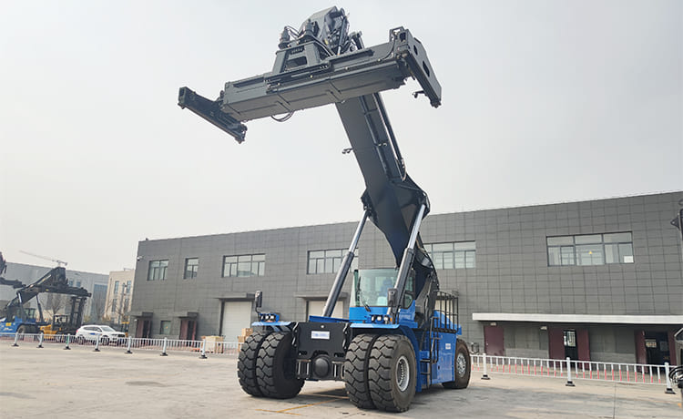 Empty Container Reach Stacker Machine for Sale in Mexico