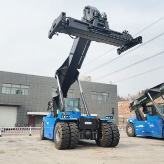 Empty Container Reach Stacker